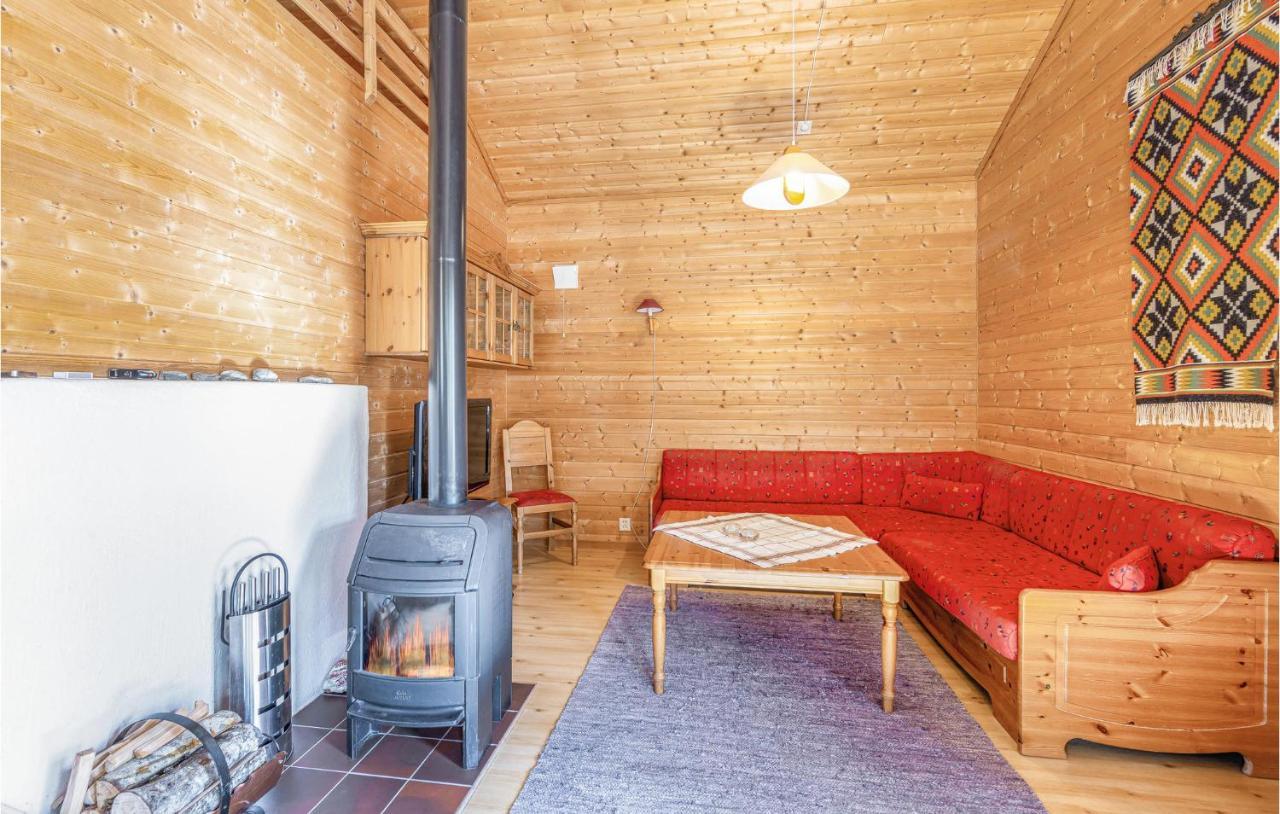 Cozy Home In Fjaerland With House A Mountain View 外观 照片