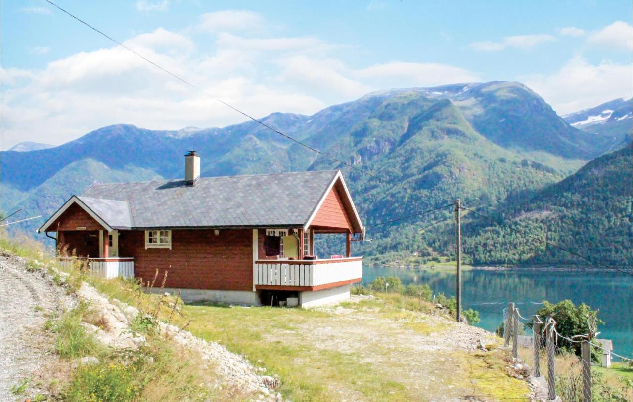 Cozy Home In Fjaerland With House A Mountain View 外观 照片