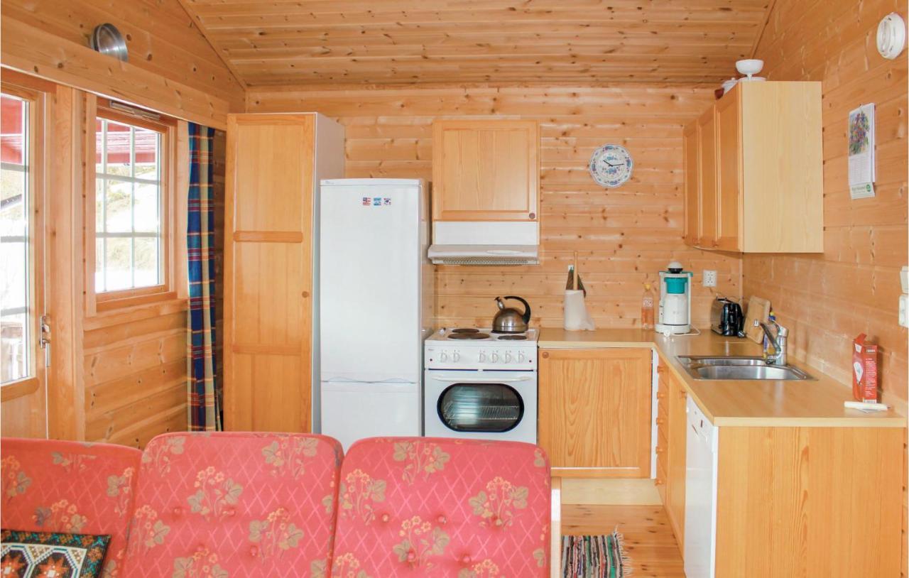 Cozy Home In Fjaerland With House A Mountain View 外观 照片