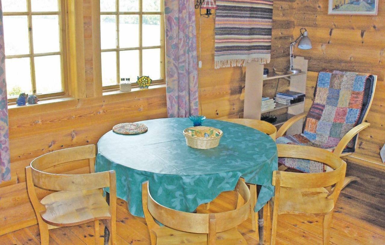 Cozy Home In Fjaerland With House A Mountain View 外观 照片