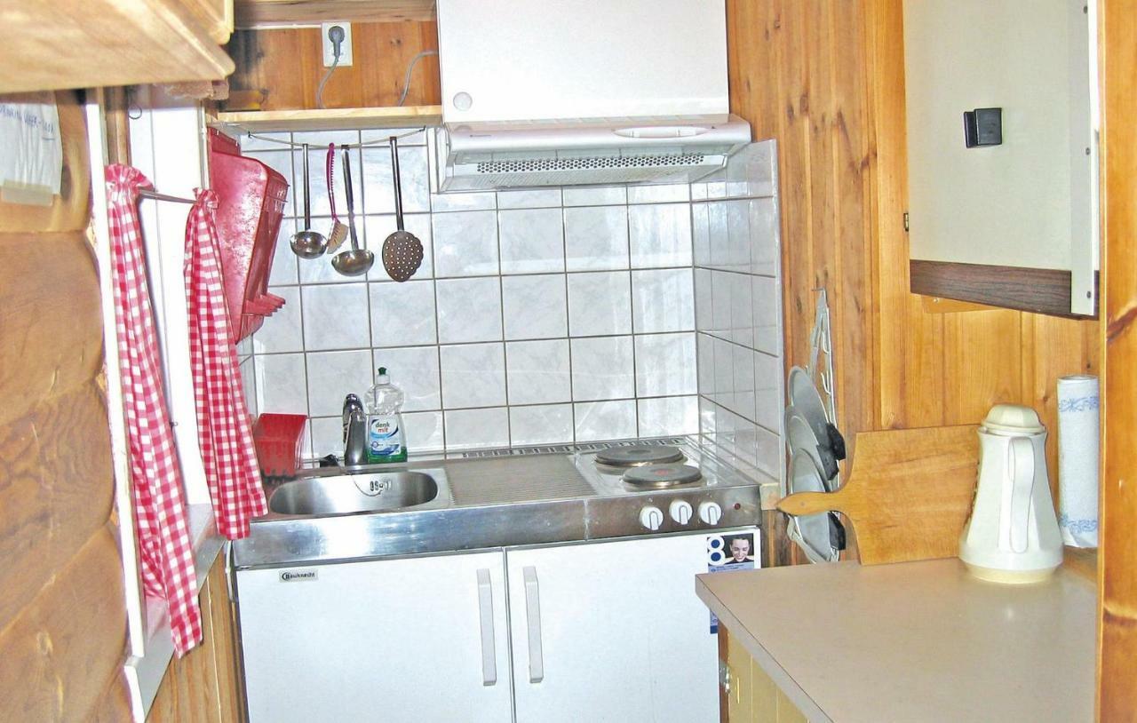 Cozy Home In Fjaerland With House A Mountain View 外观 照片