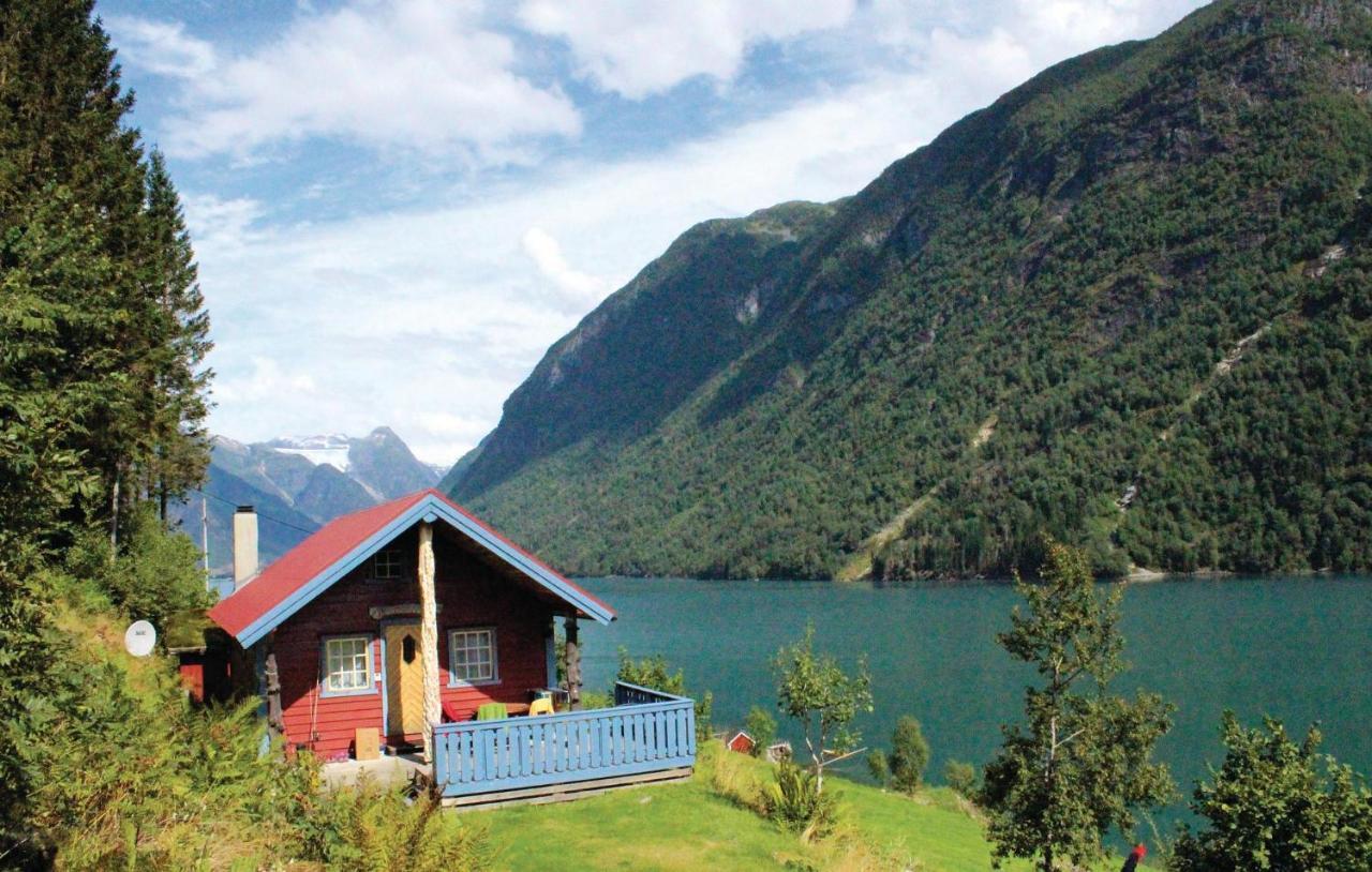 Cozy Home In Fjaerland With House A Mountain View 外观 照片
